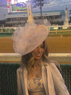 Karen Millen Blush Veiled Feather Detail Fascinator Hat